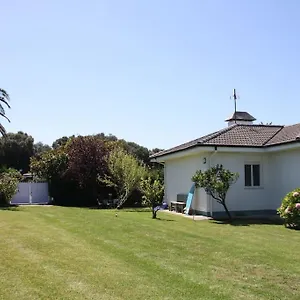 perfect-chalet-for-beach-lovers-and-golfers.bilbaohotelsspain.com/