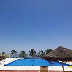 Recently Refurbished With Sea Views. Apartment