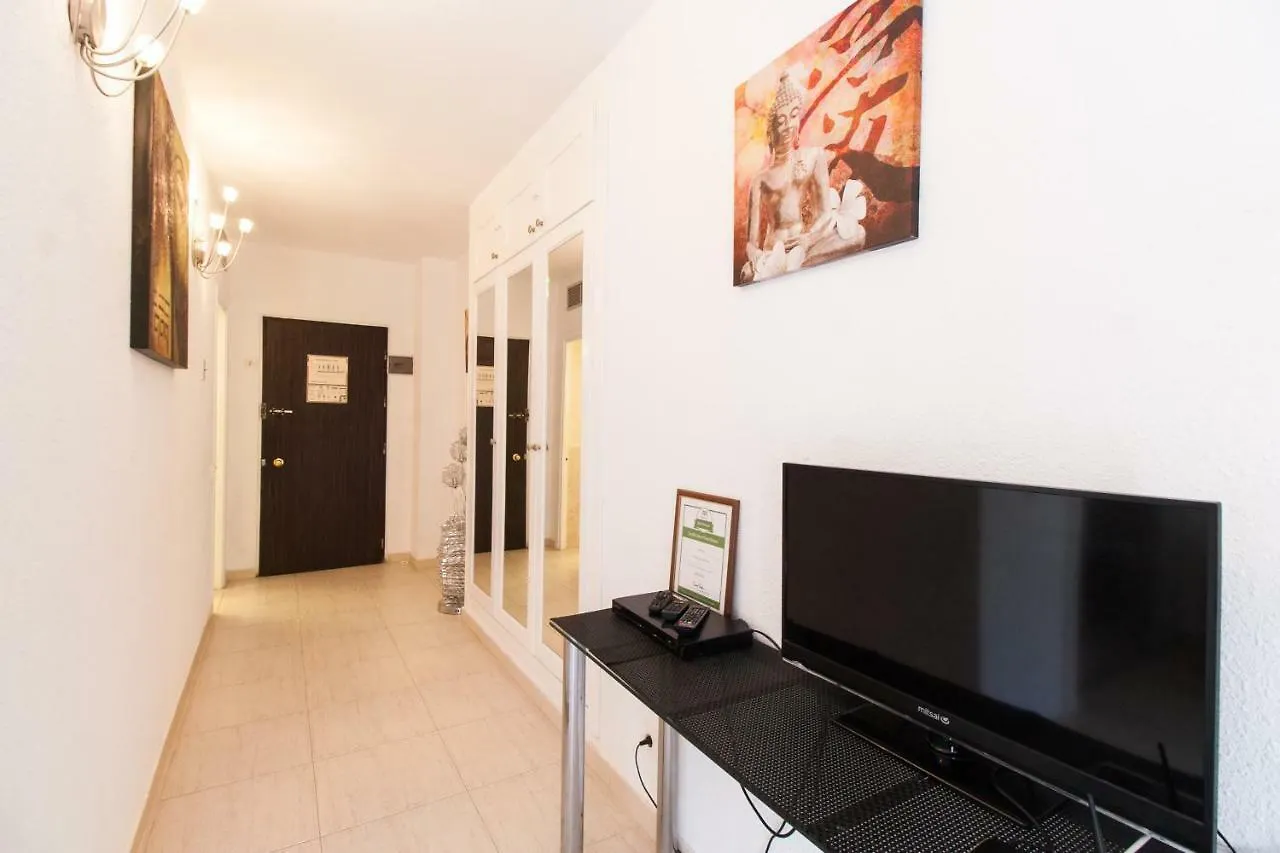 Hotel Apartamento Pyr Fuengirola Private Sunny Pool Side